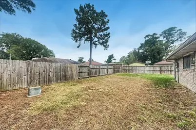 9619 Guest Street, Houston, TX 77078 - Photo 21
