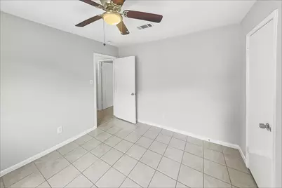 9619 Guest Street, Houston, TX 77078 - Photo 17