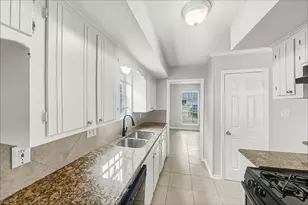 9619 Guest St, Houston, TX 77078 - Photo 7