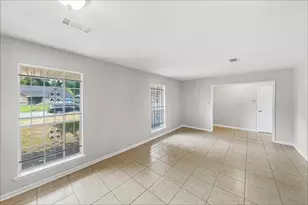 9619 Guest St, Houston, TX 77078 - Photo 5