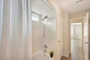 2225 Palm Bay Cir, Seabrook, TX 77586 - Photo 35