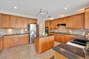 2225 Palm Bay Cir, Seabrook, TX 77586 - Photo 15