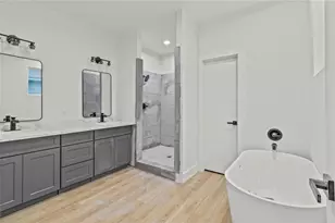 8129 Hoffman St, Houston, TX 77016 - Photo 5