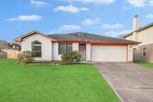 1530 Hunter Green Ln, Fresno, TX 77545 - Photo 3