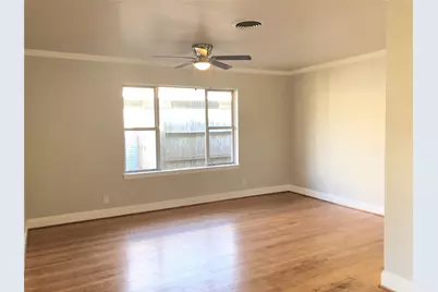 5005 De Milo Drive, Houston, TX 77092 - Photo 5