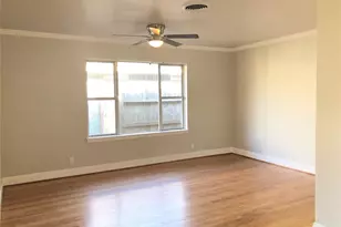 5005 De Milo Dr, Houston, TX 77092 - Photo 5