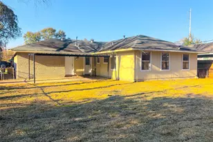 5005 De Milo Dr, Houston, TX 77092 - Photo 19