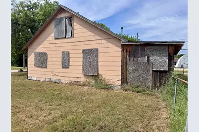2113 Cypress Avenue, Bay City, TX 77414 - Photo 3