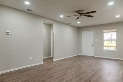 729 N Planters Street, Emory, TX 75440 - Photo 7