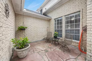12516 Lake Vista Dr, Willis, TX 77318 - Photo 7