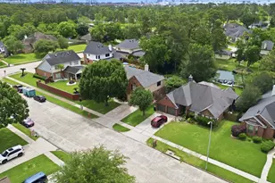 1303 Windleaf Dr, Shoreacres, TX 77571 - Photo 37