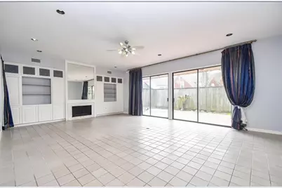 11747 Riverview Dr, Houston, TX 77077 - Photo 7