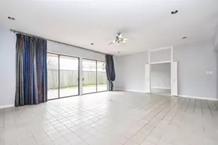 11747 Riverview Dr, Houston, TX 77077 - Photo 9