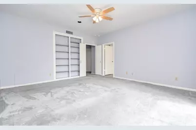 11747 Riverview Dr, Houston, TX 77077 - Photo 27