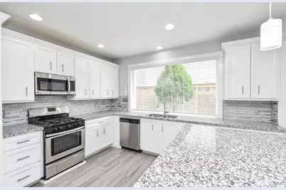 11747 Riverview Dr, Houston, TX 77077 - Photo 19