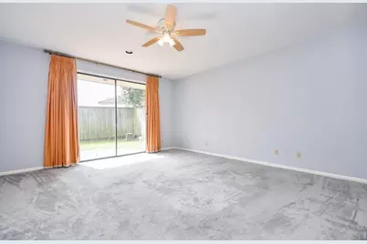 11747 Riverview Dr, Houston, TX 77077 - Photo 25