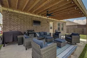 320 Carlos Leal Dr, Dayton, TX 77535 - Photo 33