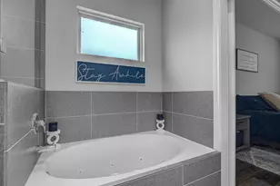 320 Carlos Leal Dr, Dayton, TX 77535 - Photo 21