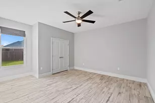 3726 Amanda Ln, Robstown, TX 78380 - Photo 9