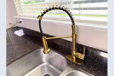 3403 Fox Court, Pearland, TX 77581 - Photo 11