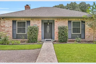 705 Quaker Drive, Friendswood, TX 77546 - Photo 3