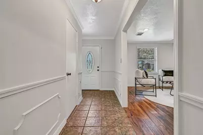 705 Quaker Drive, Friendswood, TX 77546 - Photo 5