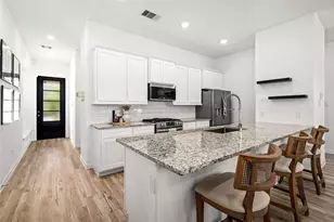 575 Dry Fork Ln, Conroe, TX 77304 - Photo 5