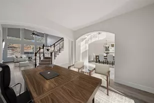 39 W Prairie Dawn Cir, The Woodlands, TX 77385 - Photo 5