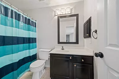 39 W Prairie Dawn Circle, The Woodlands, TX 77385 - Photo 9