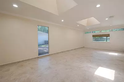 3019 Stoney Brook Drive, Houston, TX 77063 - Photo 5