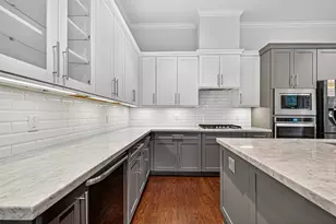 11012 Ave Malkenu Ave, Houston, TX 77043 - Photo 19