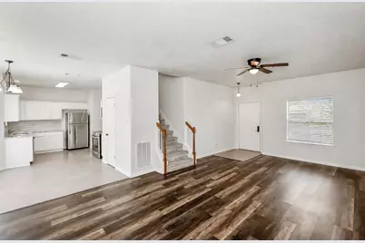 101 Cacao Street, Lake Jackson, TX 77566 - Photo 5