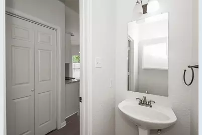 101 Cacao Street, Lake Jackson, TX 77566 - Photo 9