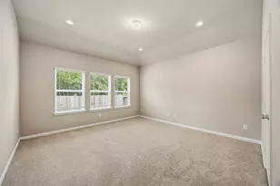 3915 Sugardale St, Baytown, TX 77521 - Photo 15