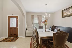 2704 Baywater Creek Ln, Pearland, TX 77089 - Photo 3