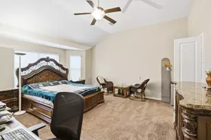 2704 Baywater Creek Ln, Pearland, TX 77089 - Photo 13