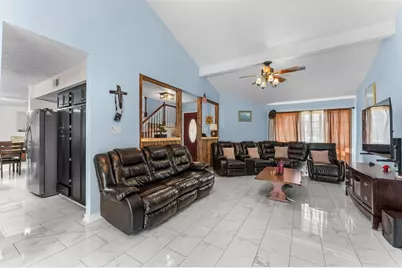 228 April Waters Drive W, Conroe, TX 77356 - Photo 9