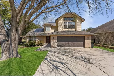 228 April Waters Drive W, Conroe, TX 77356 - Photo 3