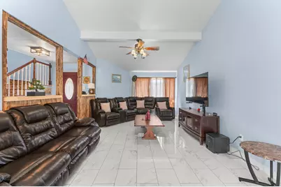 228 April Waters Drive W, Conroe, TX 77356 - Photo 7