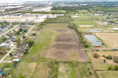 11026 Bois D Arc Street, La Porte, TX 77571 - Photo 9