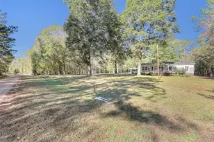 595 Andrew Jackson Dr, Livingston, TX 77351 - Photo 3