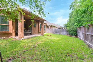 198 Hearthshire Cir, The Woodlands, TX 77354 - Photo 47