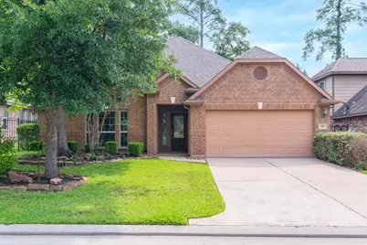 198 Hearthshire Circle, The Woodlands, TX 77354 - Photo 1
