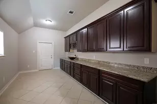 198 Hearthshire Cir, The Woodlands, TX 77354 - Photo 33