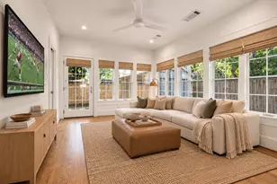910 Fugate St, Houston, TX 77009 - Photo 13