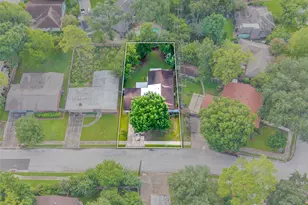 8117 McAvoy Dr, Houston, TX 77074 - Photo 3