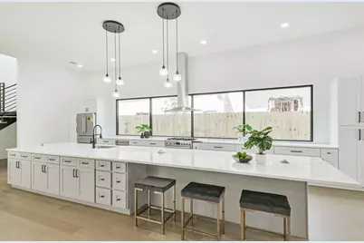 3720 Ella Boulevard, Houston, TX 77018 - Photo 9