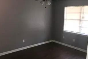 7525 Bauman Rd, Houston, TX 77022 - Photo 9