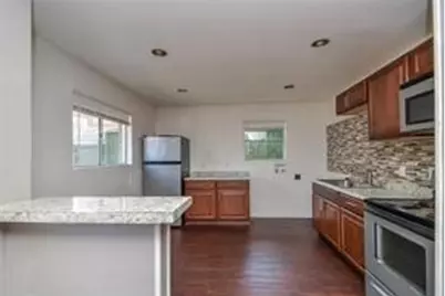 7525 Bauman Road, Houston, TX 77022 - Photo 5