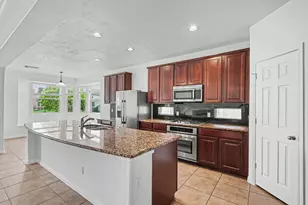 3815 Golden Shores Dr, Missouri City, TX 77459 - Photo 9